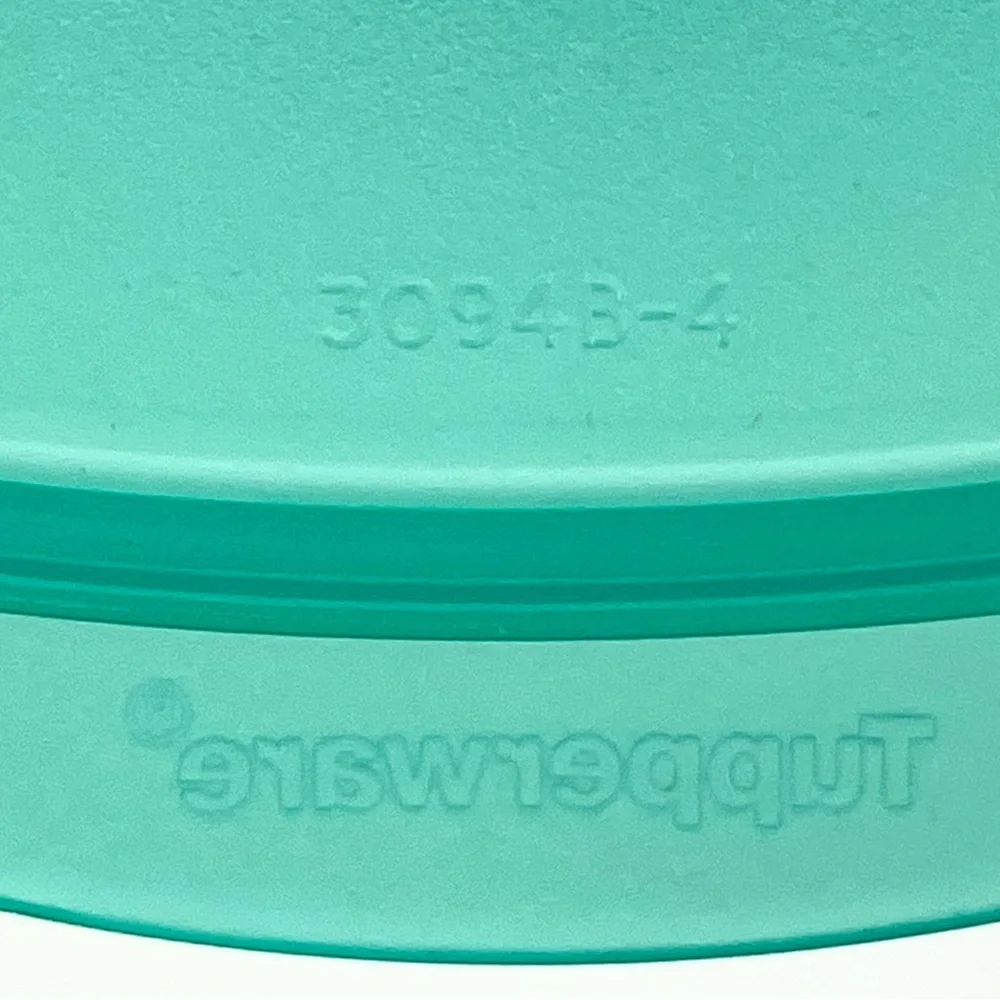 Tupperware Vintage Impressions Nesting Mixing Bowls #3091,3093,3095 & Seals‎ NEW